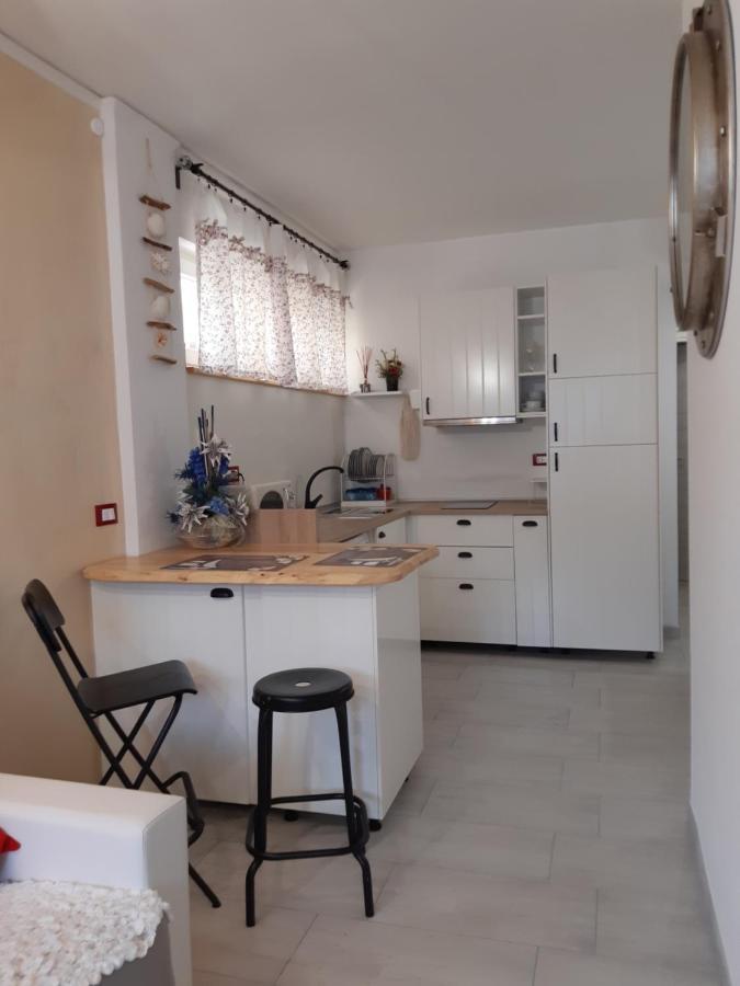 Soleil Royal Piano Terra Apartment Виареджо Екстериор снимка