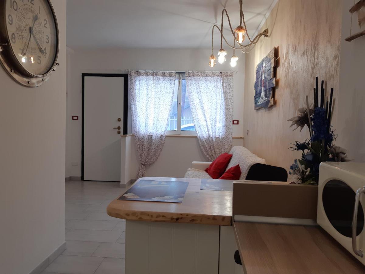 Soleil Royal Piano Terra Apartment Виареджо Екстериор снимка